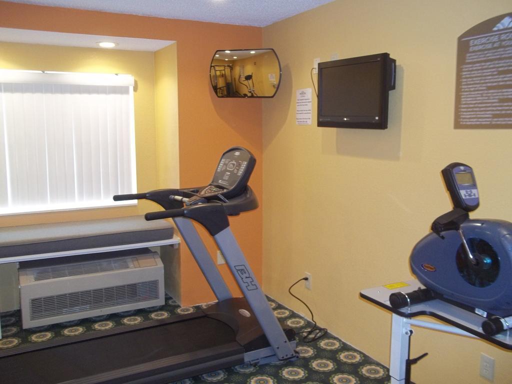 Microtel Inn By Wyndham - Albany Airport Latham Bagian luar foto